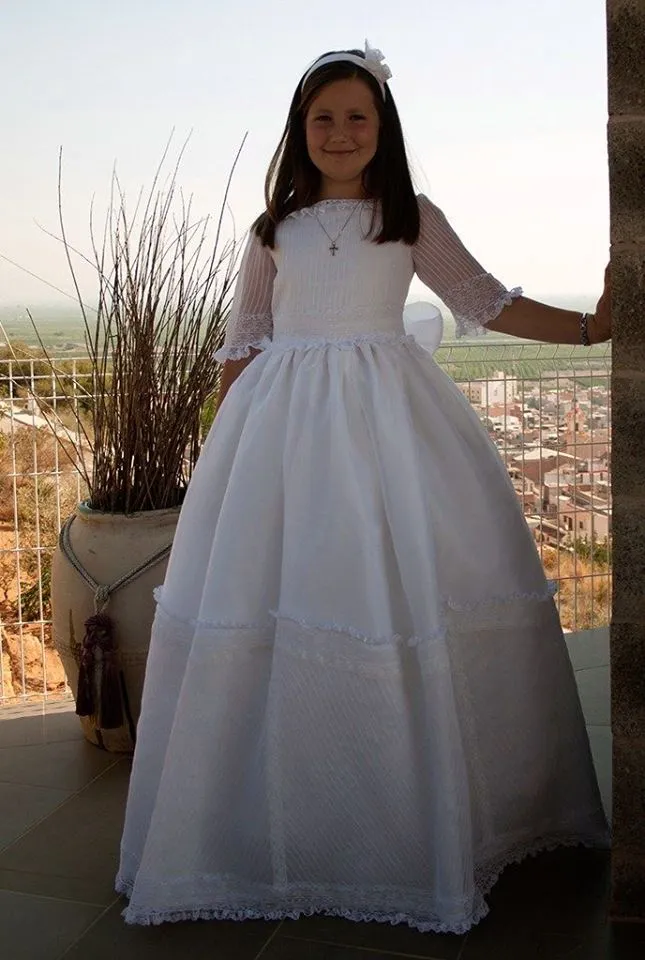 Galería de comuniones - Detalle 7 del vestido de comunión