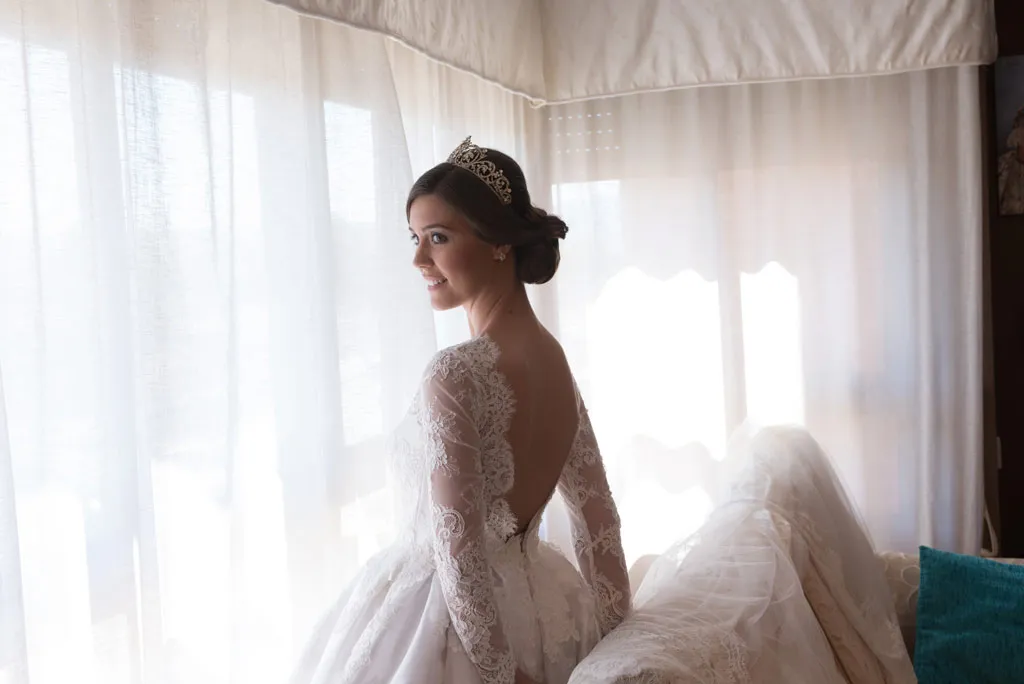 Carla - Encaje y Satén - Detalle 2 del vestido de novia