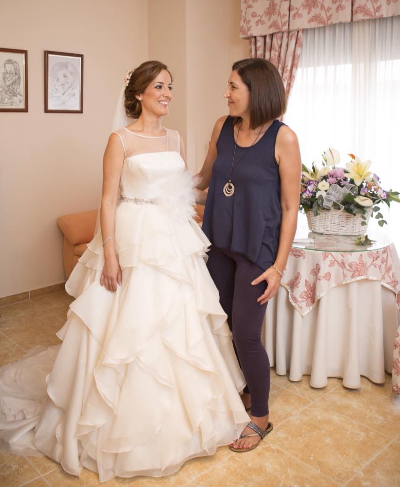 Vestido de novia organza con volantes